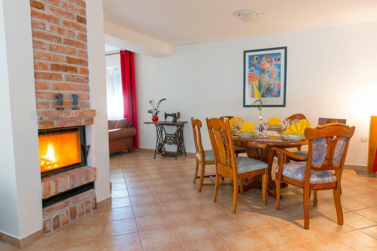 Apartma Marija เมทลิกา ภายนอก รูปภาพ